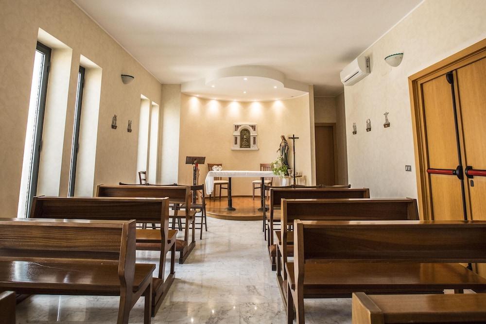 فندق Istituto Piccole Ancelle Di Cristo Re روما المظهر الخارجي الصورة