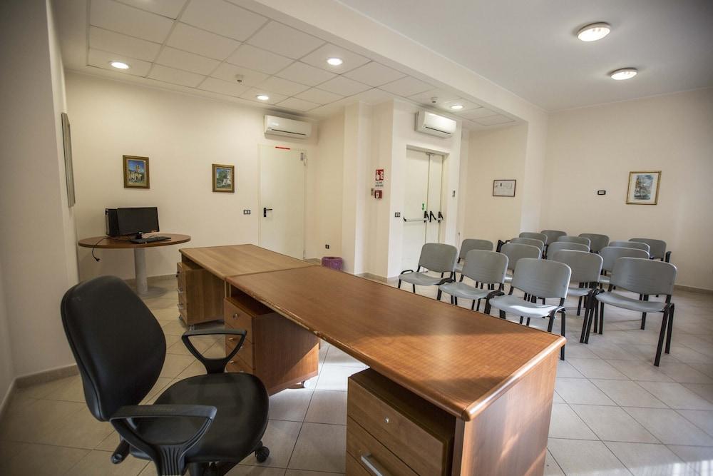 فندق Istituto Piccole Ancelle Di Cristo Re روما المظهر الخارجي الصورة