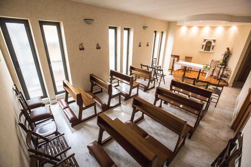 فندق Istituto Piccole Ancelle Di Cristo Re روما المظهر الخارجي الصورة
