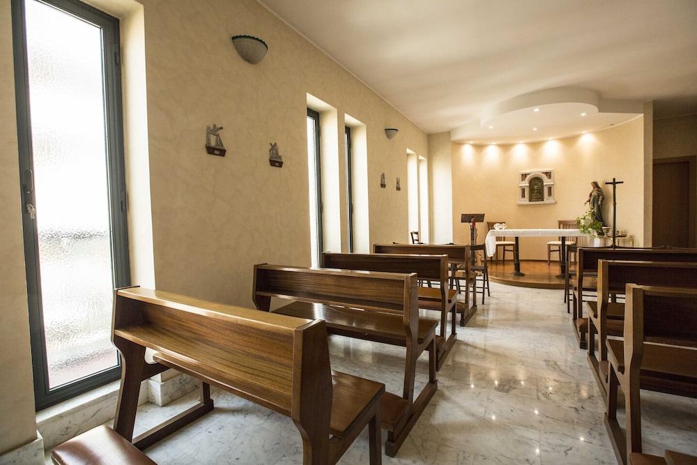 فندق Istituto Piccole Ancelle Di Cristo Re روما المظهر الخارجي الصورة
